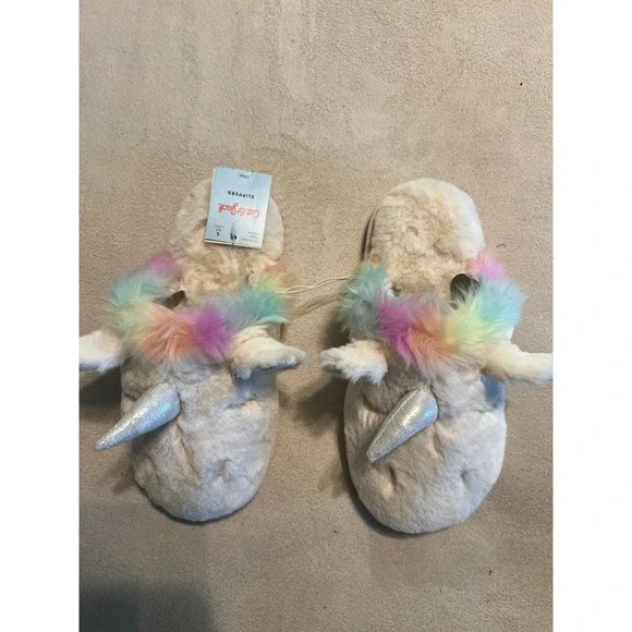 Cat & Jack Unicorn Slippers Off-White Rainbow Faux Fur Silver Horn Size L 4-5 - Picture 3 of 9